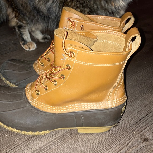 LL Bean boots barely worn they are size 11 in men’s great condition. - Picture 2 of 4